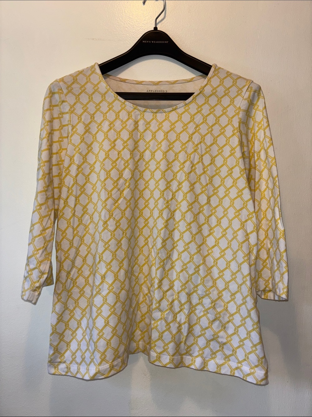 Appleseed's White and Yellow Geometric Three Quarter Sleeve Tee